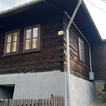 Drevenica U Porubaena Villa Jakubovany  Eksteriør billede