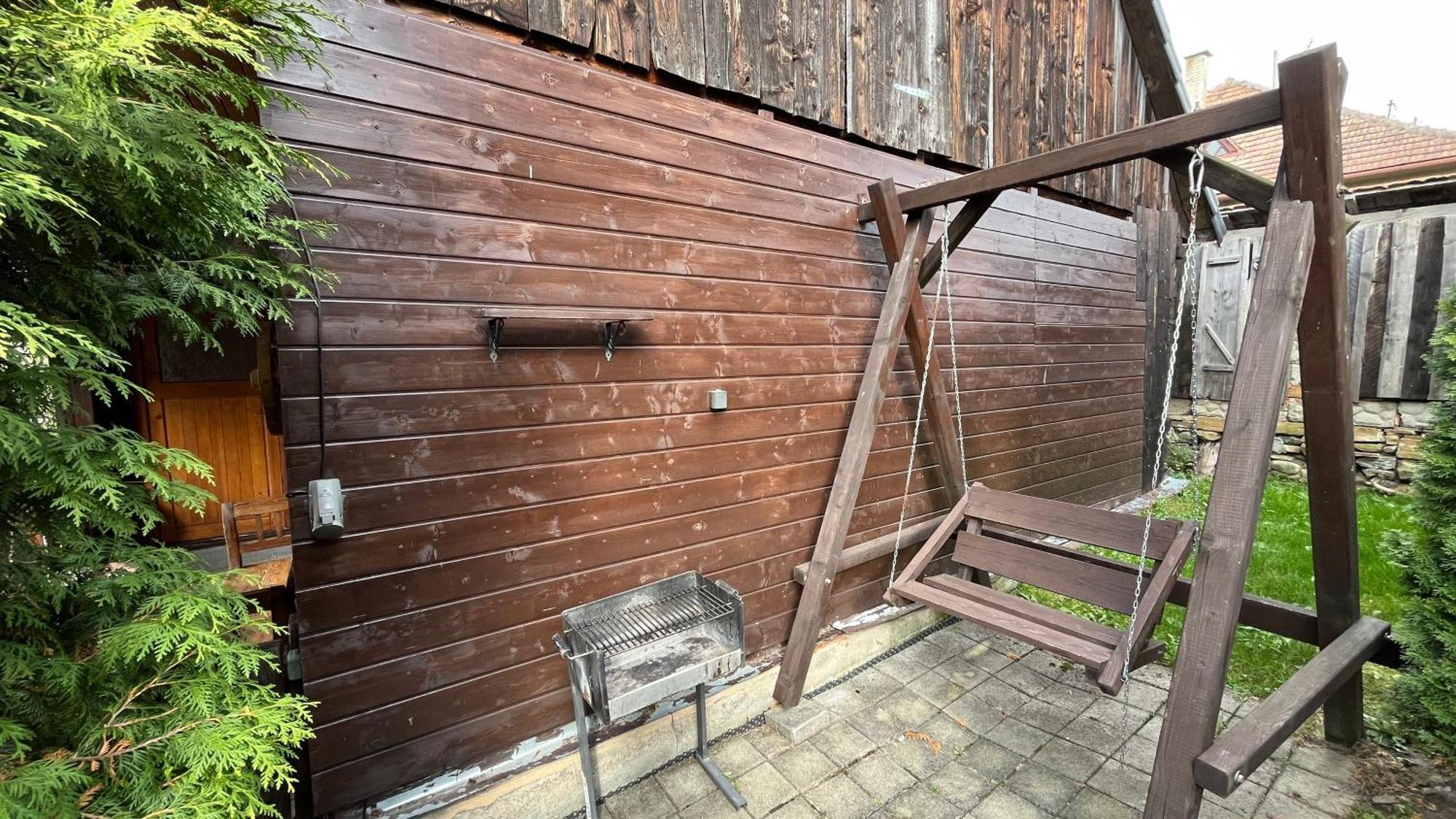 Drevenica U Porubaena Villa Jakubovany  Eksteriør billede
